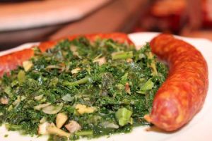 Grünkohl mit Bauerbratwurst
